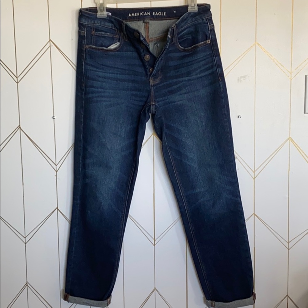 American Eagle tomgirl jeans